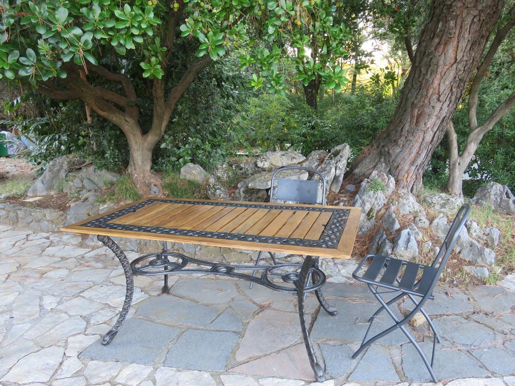 Agriturismo "La Rosa Canina" Bed & Breakfast Lerici Bagian luar foto