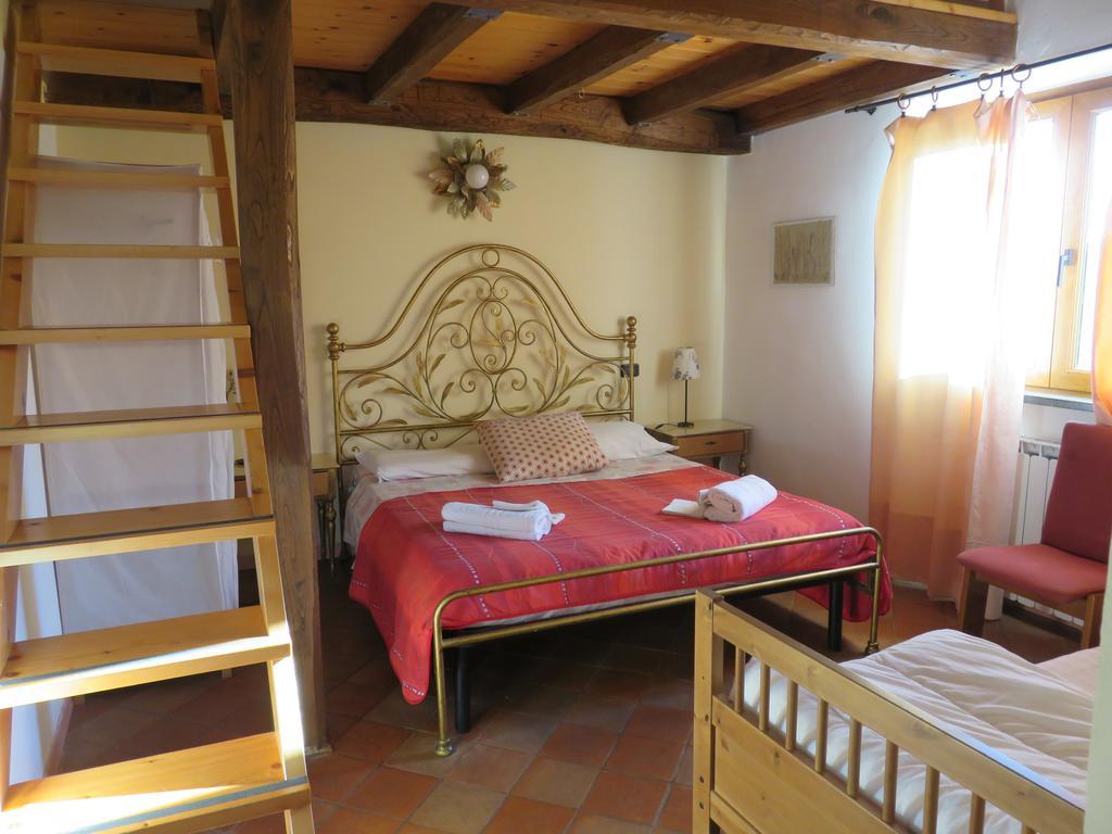 Agriturismo "La Rosa Canina" Bed & Breakfast Lerici Bagian luar foto